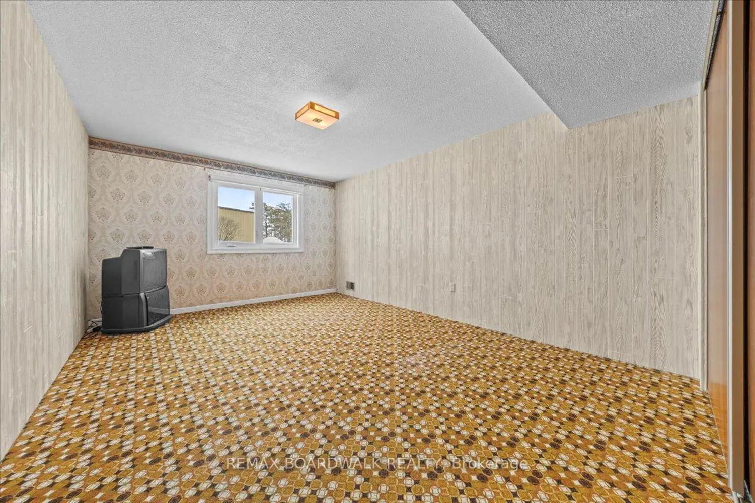 Additional image 8 of 4547 Carlsbad Lane