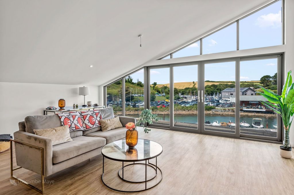 Additional image 7 of 3 bed flat for saleIsland Street, Salcombe TQ8