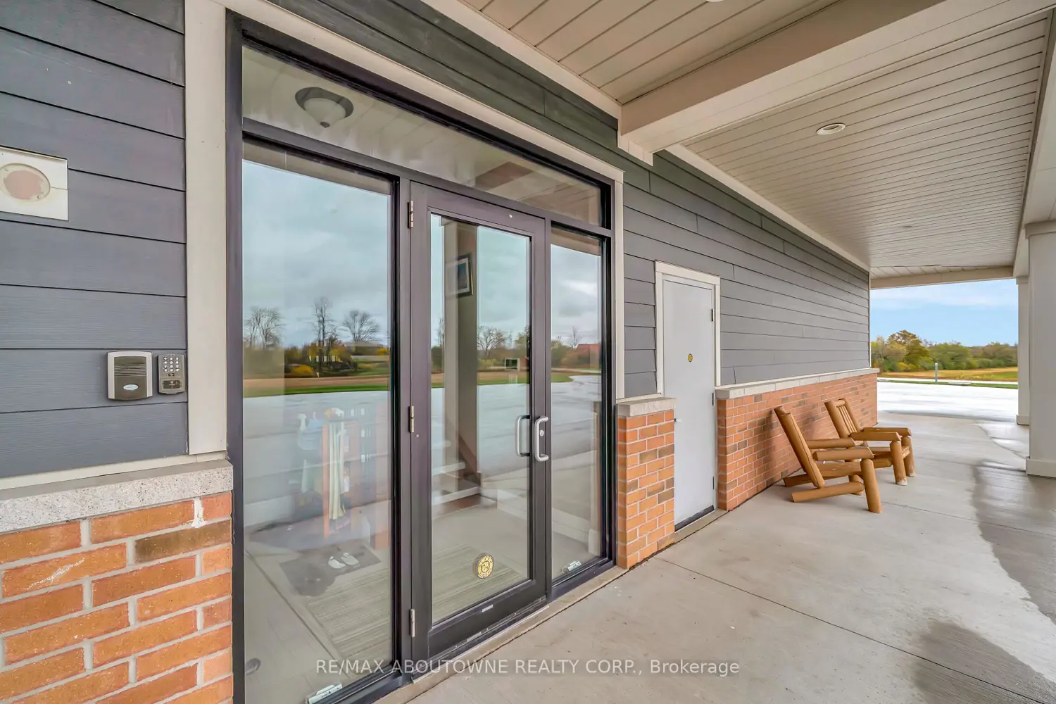 Additional image 7 of 842 Hamilton Road