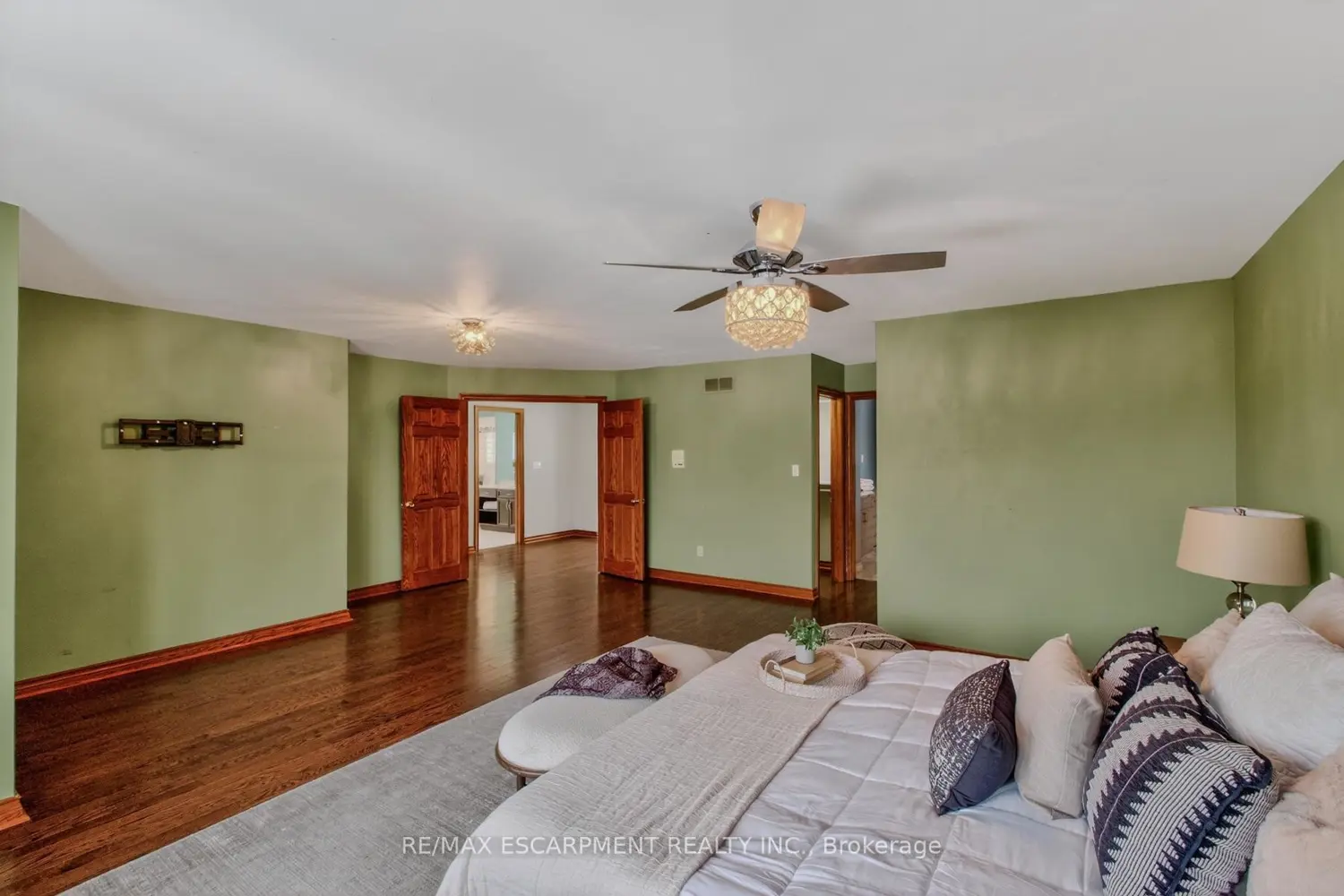 Additional image 9 of 41 Candor Crescent