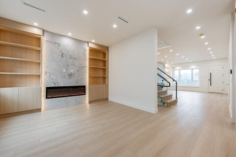 Additional image 7 of 2-6554 Charles Street, Burnaby, BC, V5B 2H1