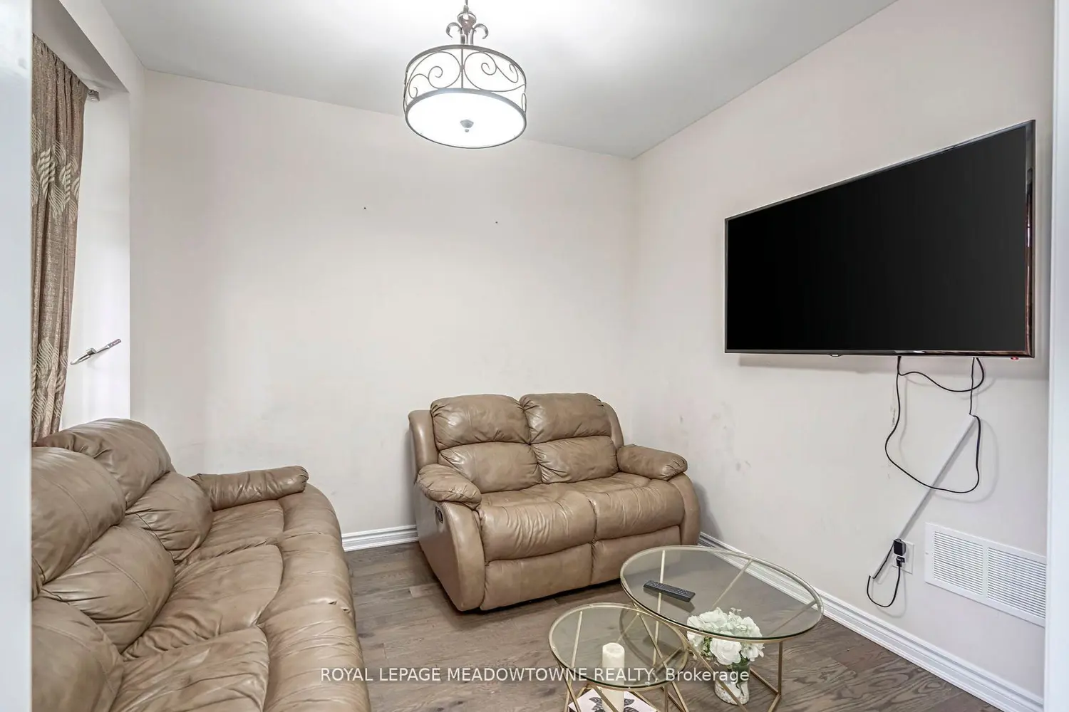 Additional image 3 of 1029 Barton Way