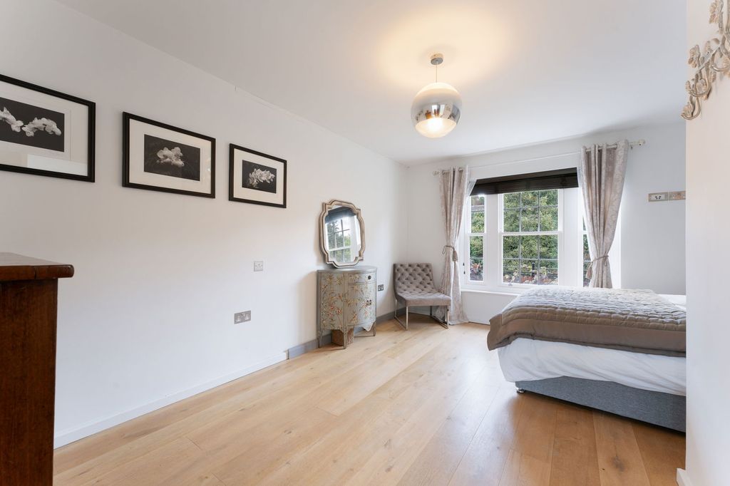 Additional image 29 of 6 bed detached house for saleWatersmeet Road, Salisbury SP2