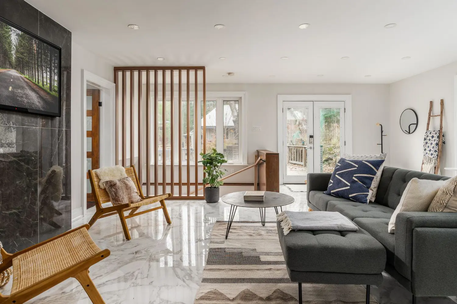 Additional image 9 of 613 Long Lake Road