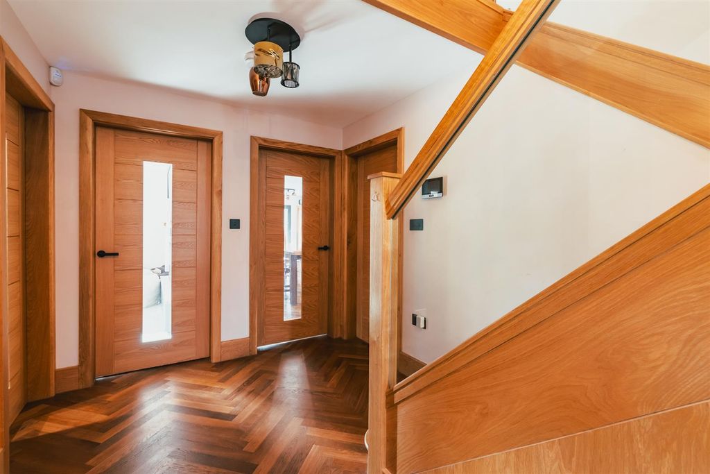 Additional image 5 of 4 bed detached house for saleStation Road, Hope, Hope Valley S33