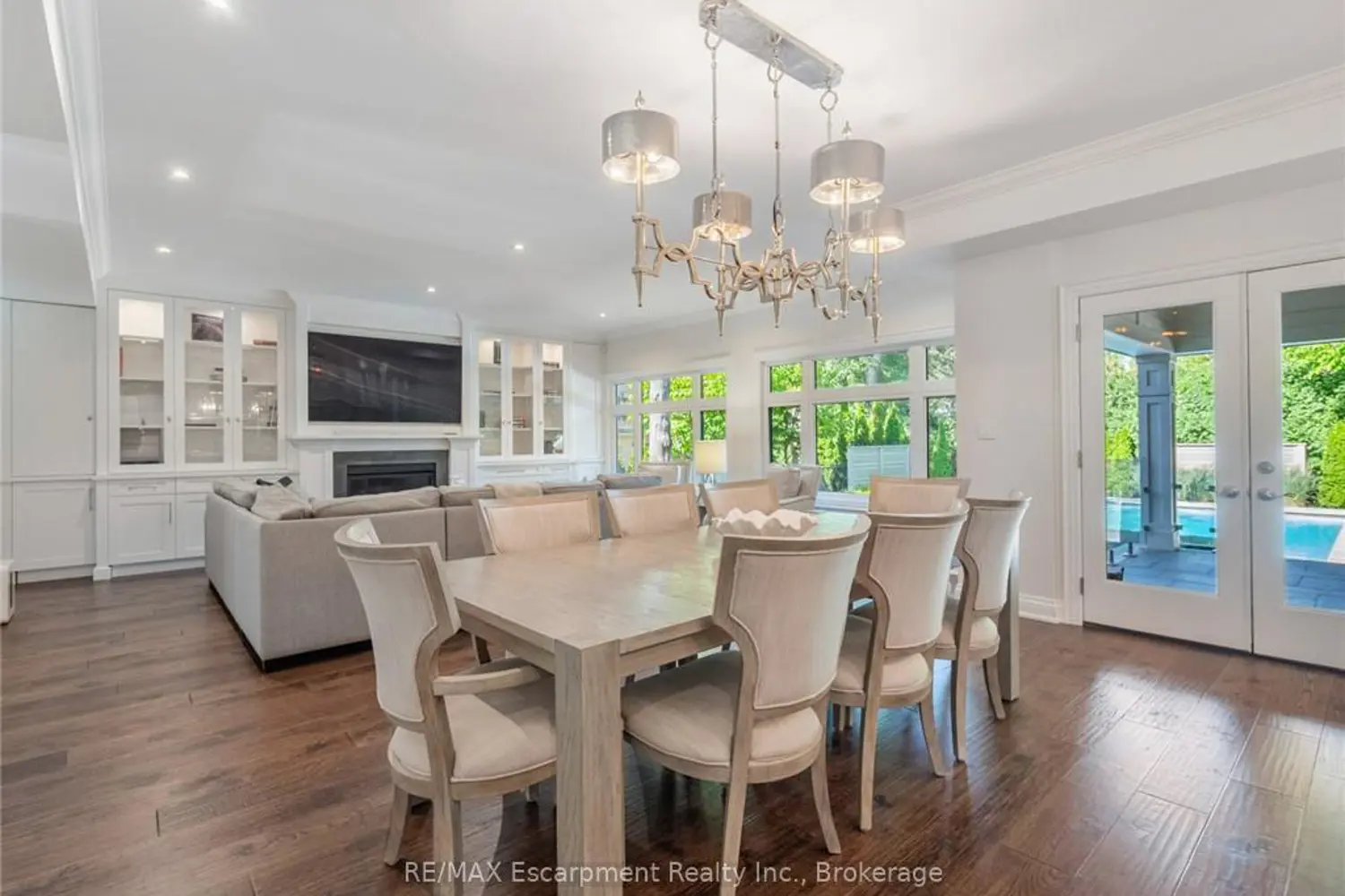 Additional image 5 of 3087 Lakeshore Road