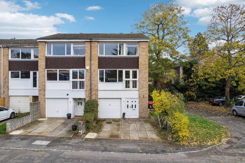 4 bed town house for saleBoulters Lane, Maidenhead SL6
