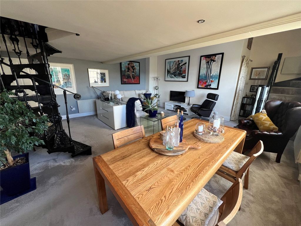 Additional image 3 of 3 bed flat for saleSlack Lane, Little Hayfield, High Peak, Derbyshire SK22