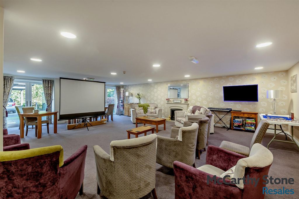 Additional image 24 of 2 bed flat for saleThe Laureates, Newgate Street, Cottingham HU16