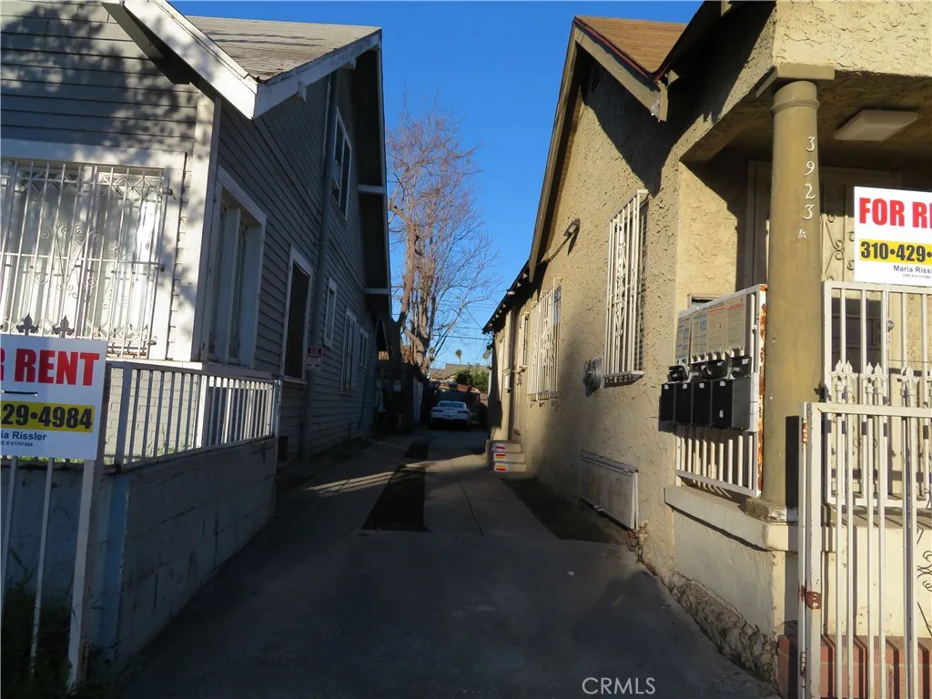 Additional image 25 of 3923 S Normandie Ave, Los Angeles, CA 90037