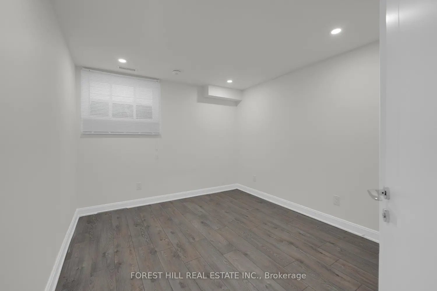 Additional image 14 of 5515 Glenholme Avenue