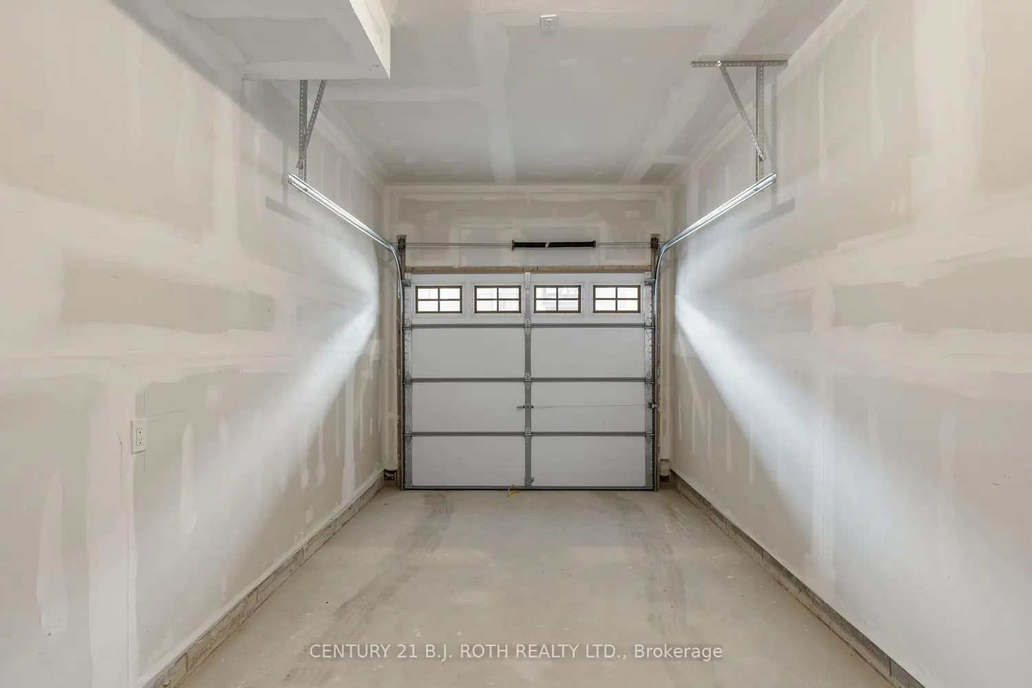 Additional image 2 of 23 Hay Lane 4