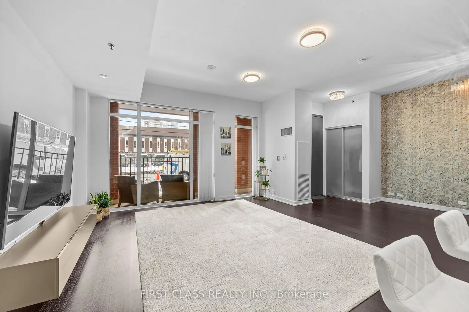 Additional image 4 of 220 George Street Th1