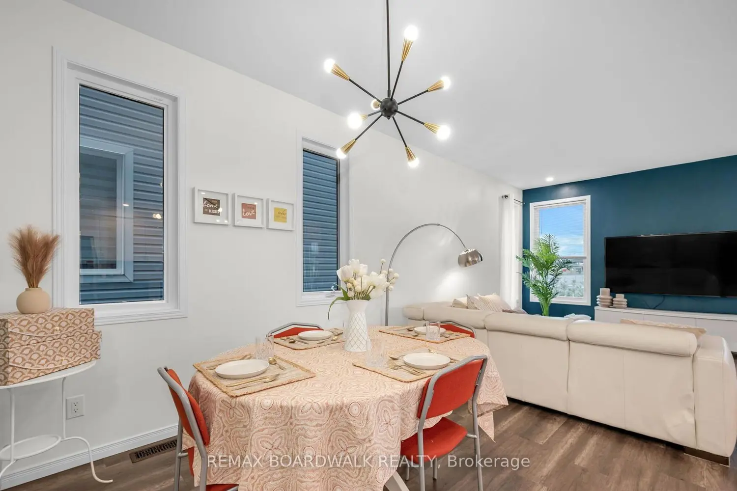 Additional image 4 of 302 Haliburton Heights