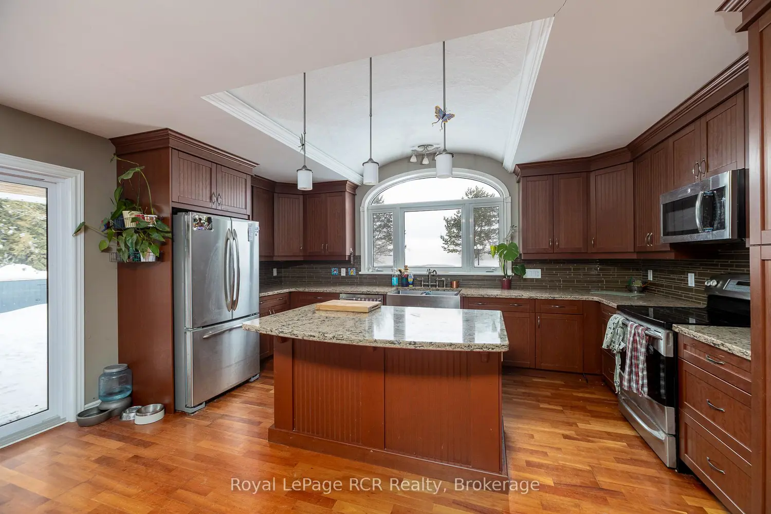 Additional image 6 of 837 7Th Avenue