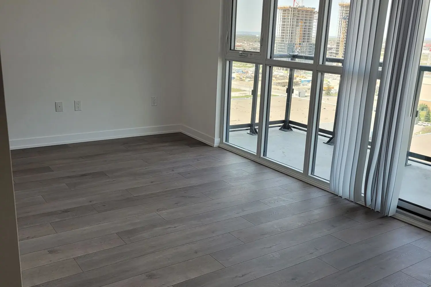 Additional image 8 of 38 Honeycrisp Crescent 1517