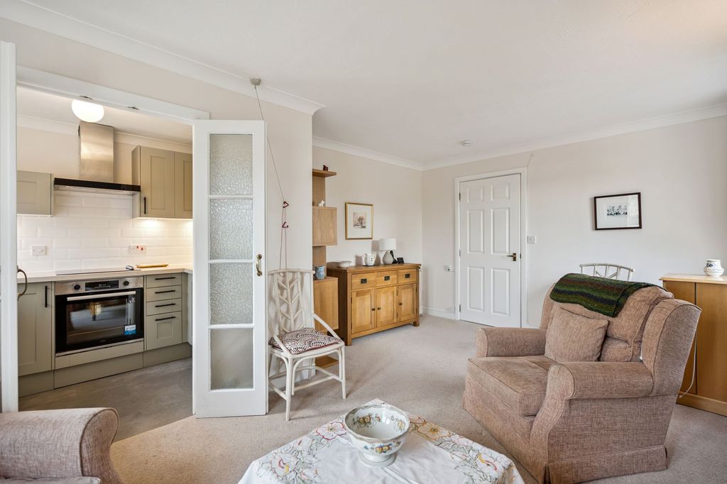 Additional image 4 of 1 bed flat for saleStirling Road, Dunblane FK15