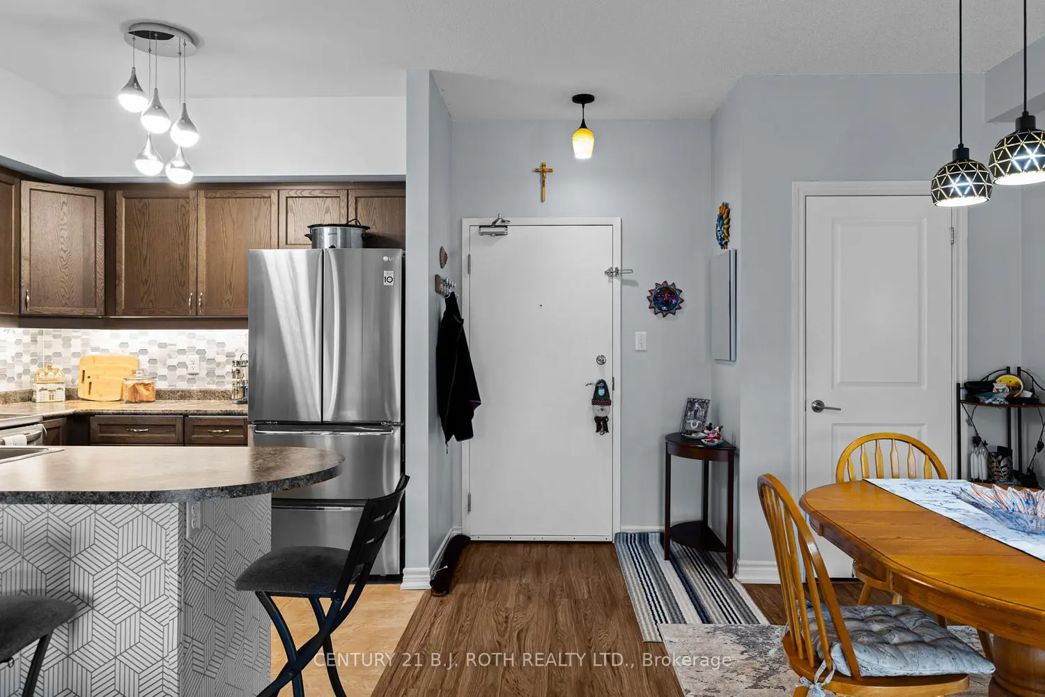 Additional image 6 of 7 Greenwich Street 407