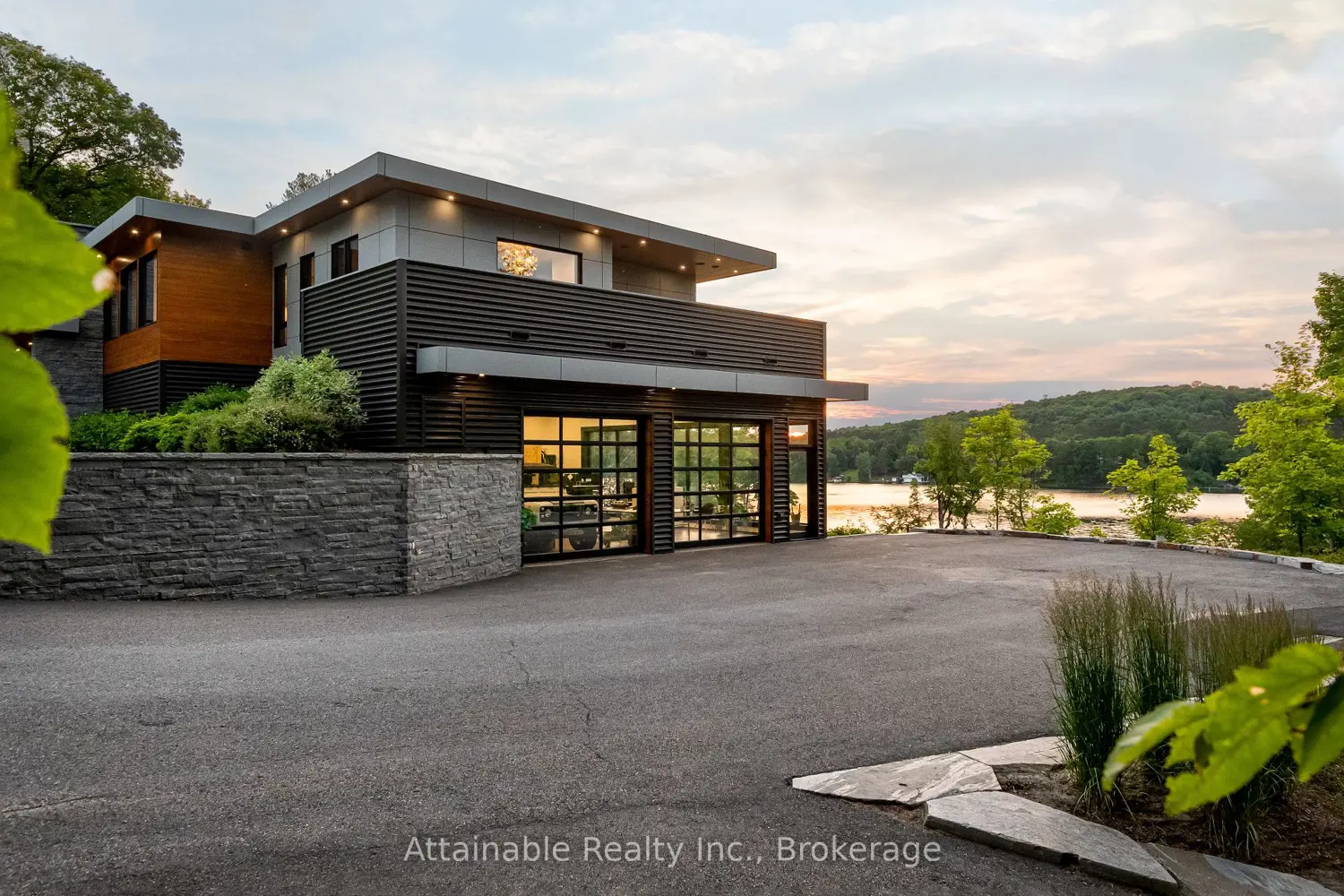 Additional image 17 of 300 West Browns Road