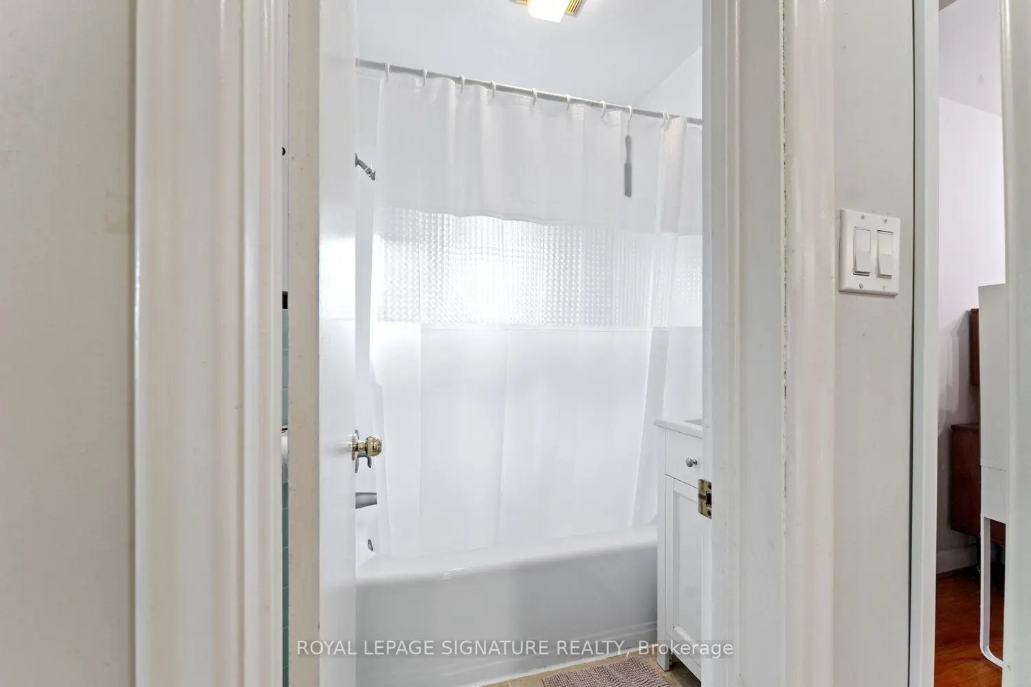 Additional image 13 of 17 Vanbrugh Avenue