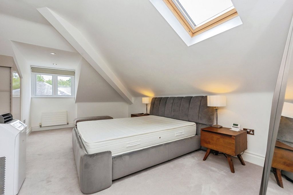 Additional image 4 of 2 bed flat for saleSt. Hilarys Park, Alderley Edge, Cheshire SK9