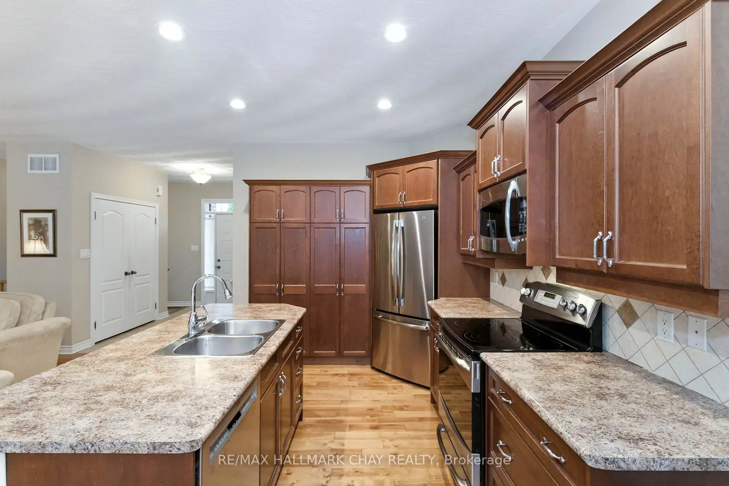 Additional image 6 of 32 Valleycrest Drive