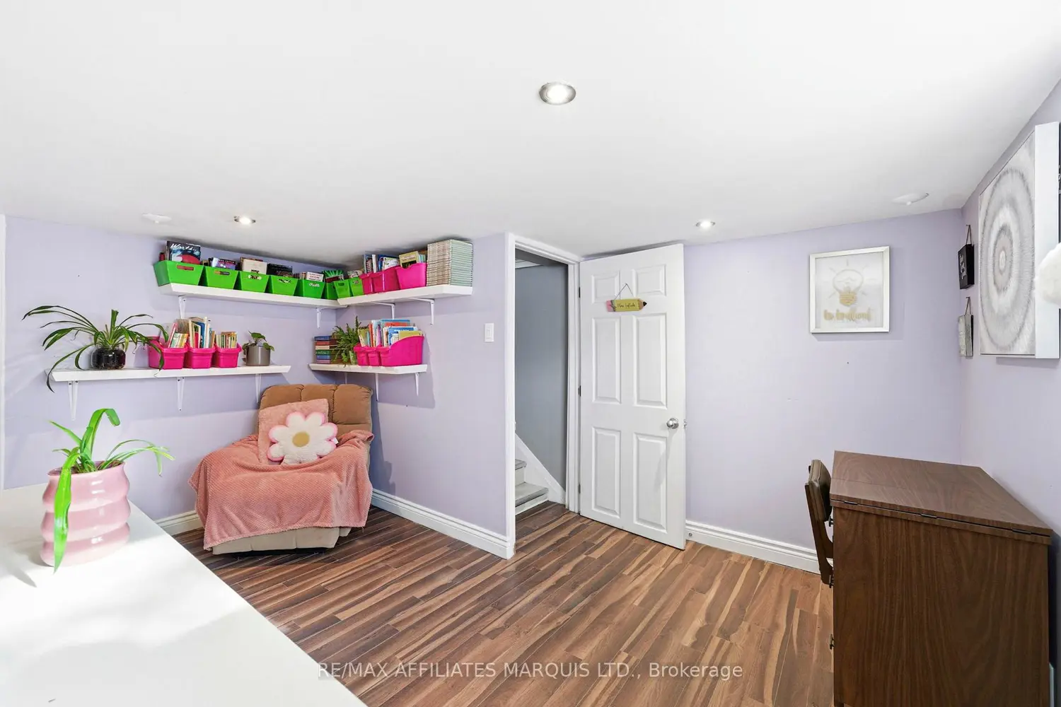 Additional image 18 of 409 Marlborough Street