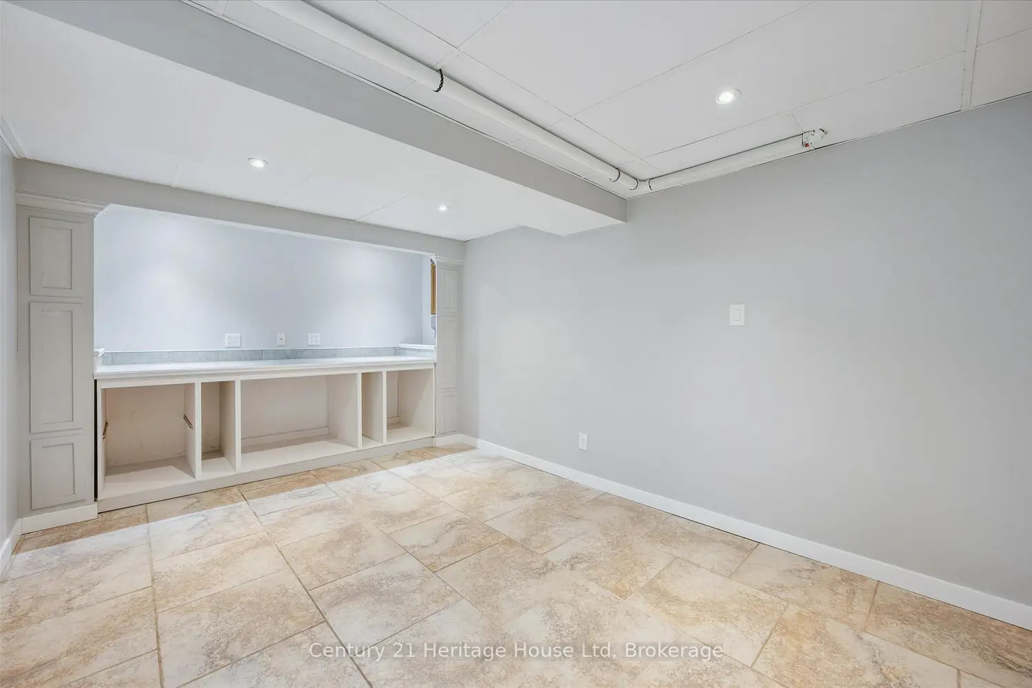 Additional image 16 of 31 Greengate Road 230