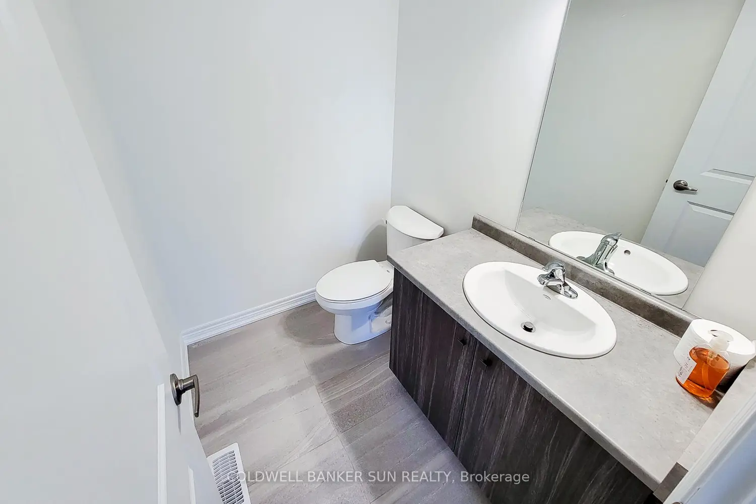 Additional image 12 of 7 Roxanne Drive