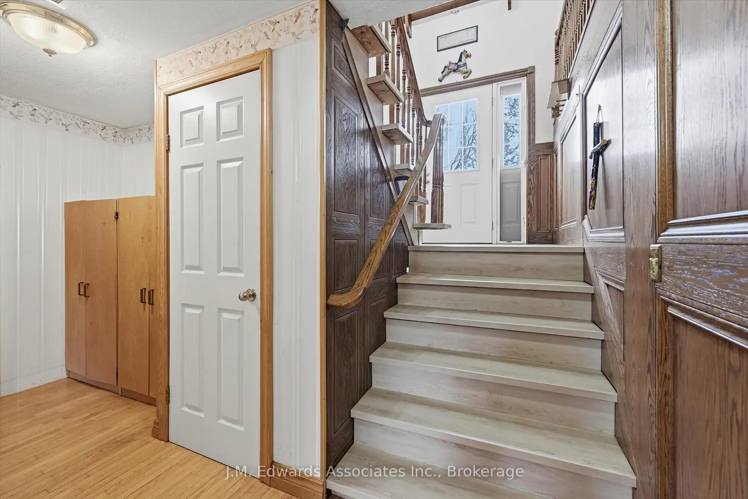 Additional image 8 of 5882 Canborough Road