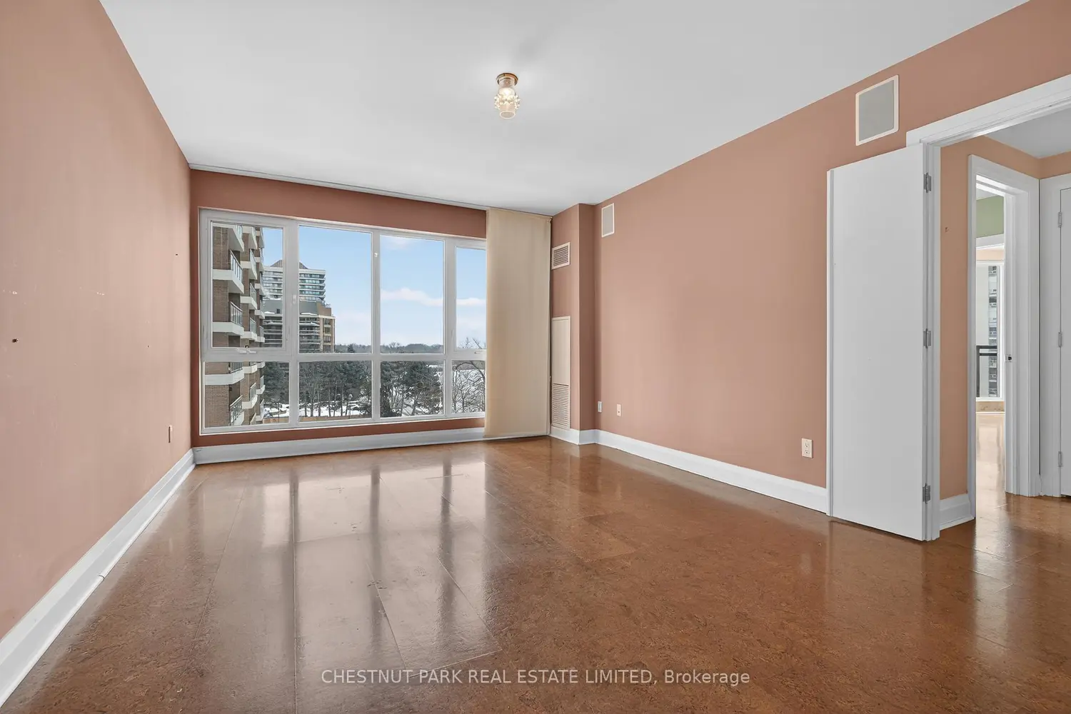 Additional image 14 of 40 Rosehill Avenue 604