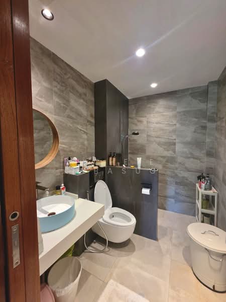 Additional image 3 of Ridout Road