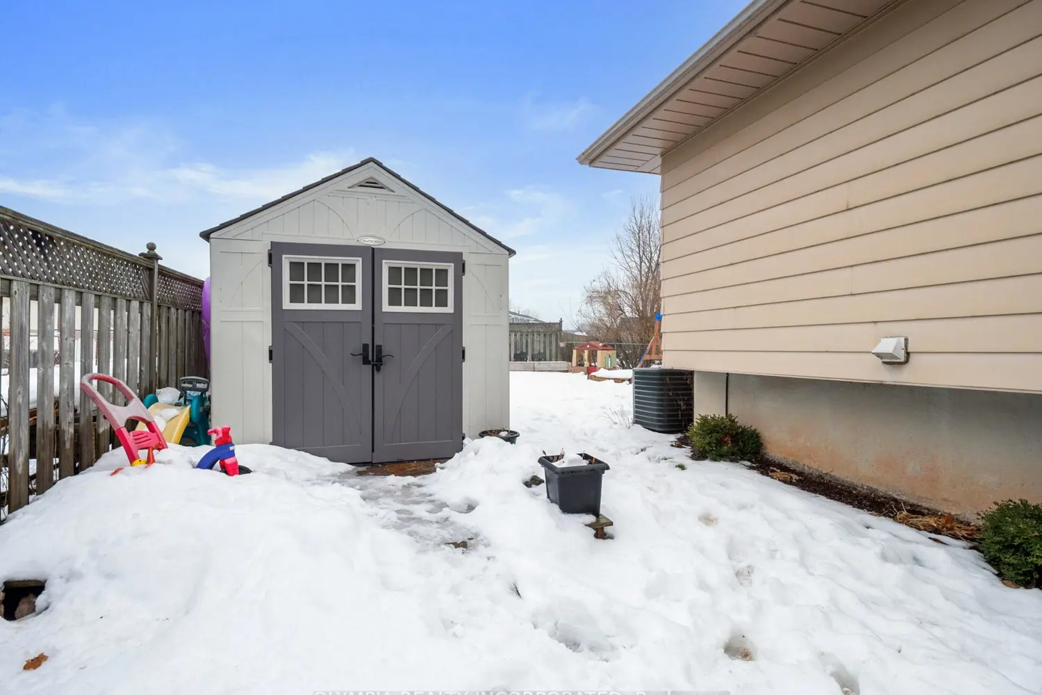 Additional image 9 of 148 Leaside Drive