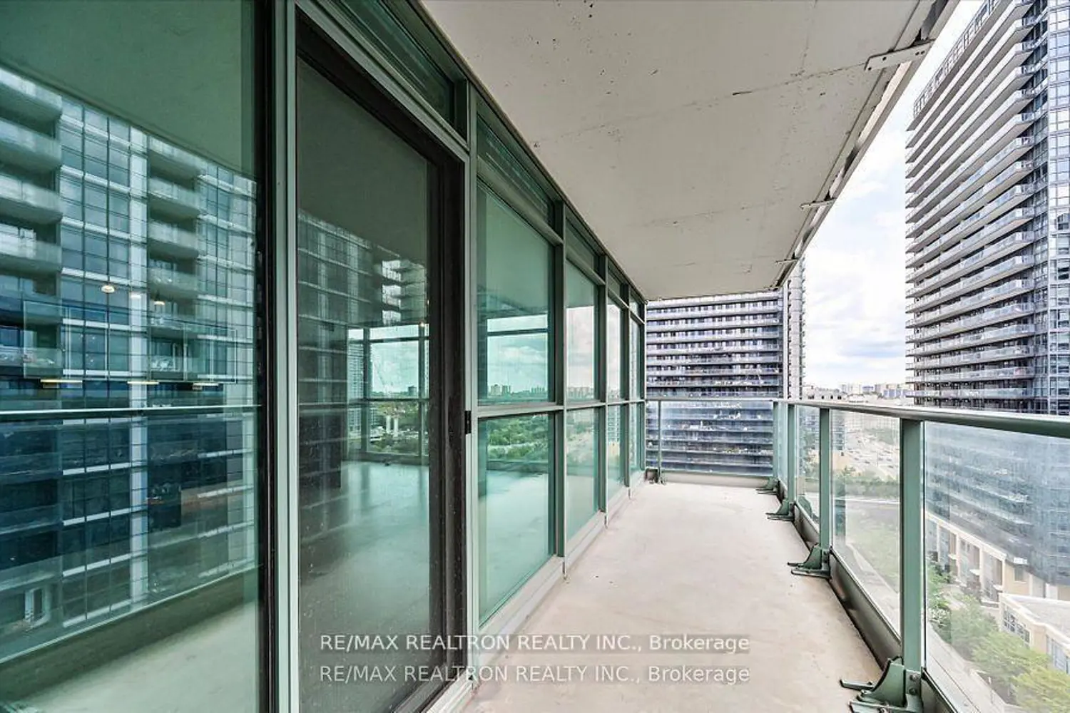 Additional image 7 of 15 Singer Court 1110
