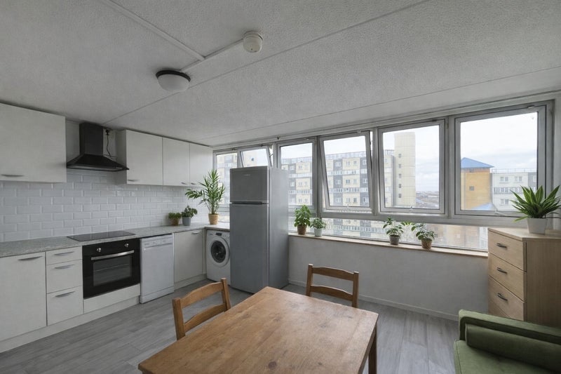 Room in a Shared Flat, Battersea Park Road, SW11, N1 7GU