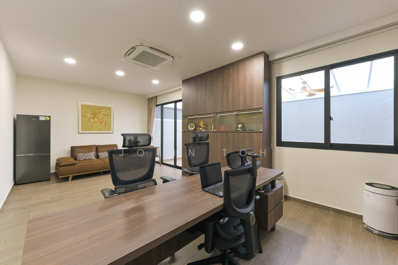 Additional image 15 of West Coast Grove