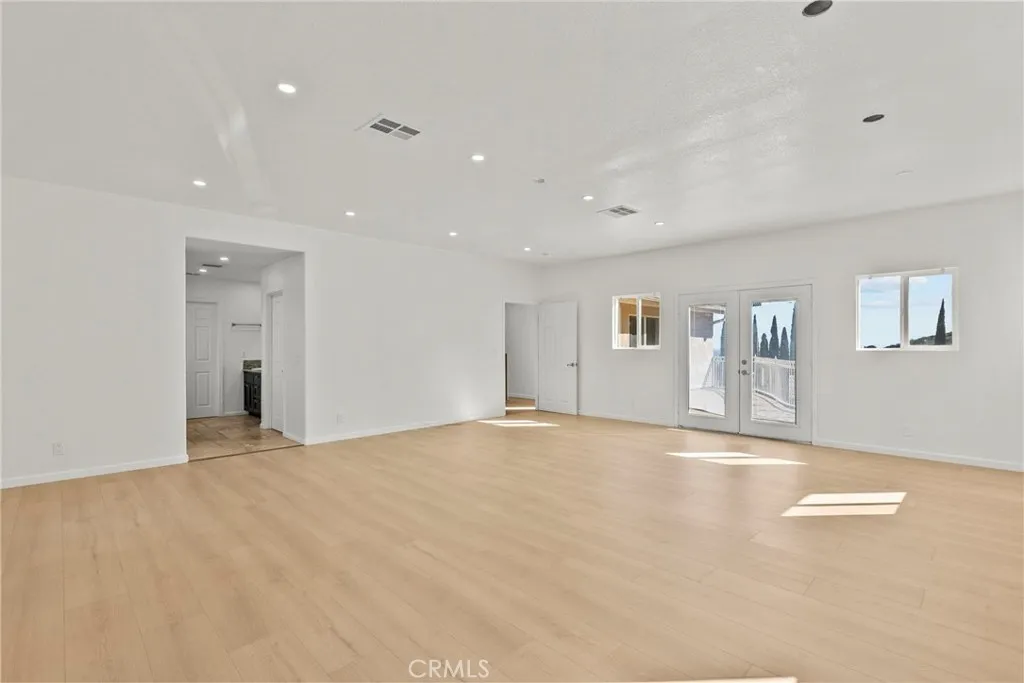 Additional image 48 of 1138 Lakeview Dr, Palmdale, CA 93551