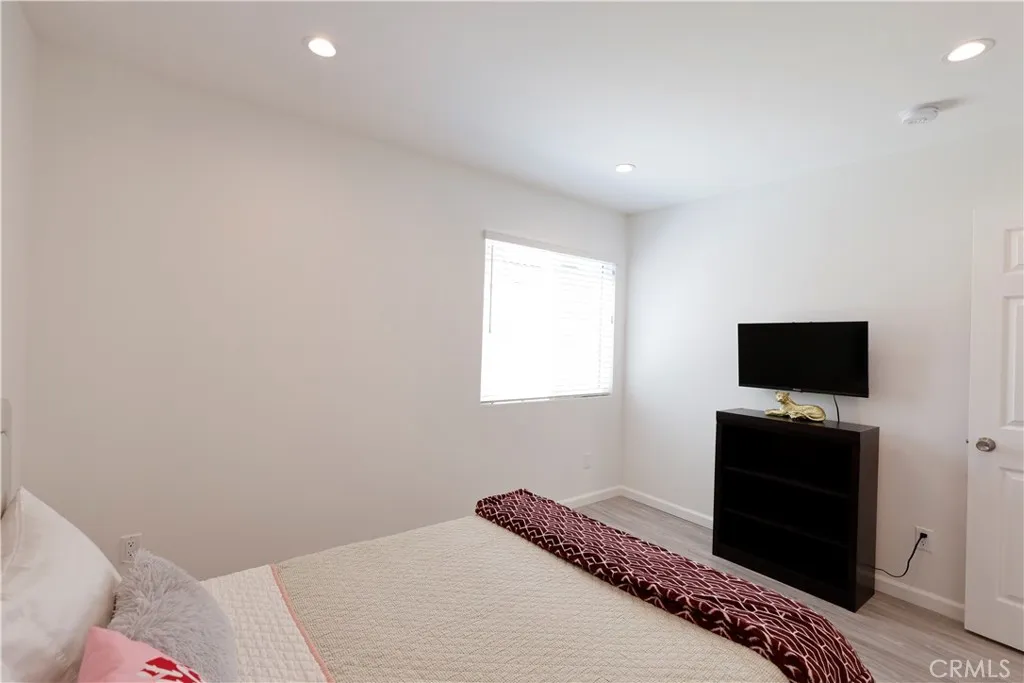 Additional image 23 of 18623 Bryant Street, Northridge, CA 91324