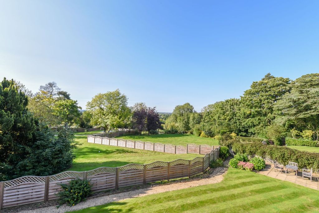 Additional image 4 of 3 bed flat for saleHenley Road, Claverdon, Warwickshire CV35