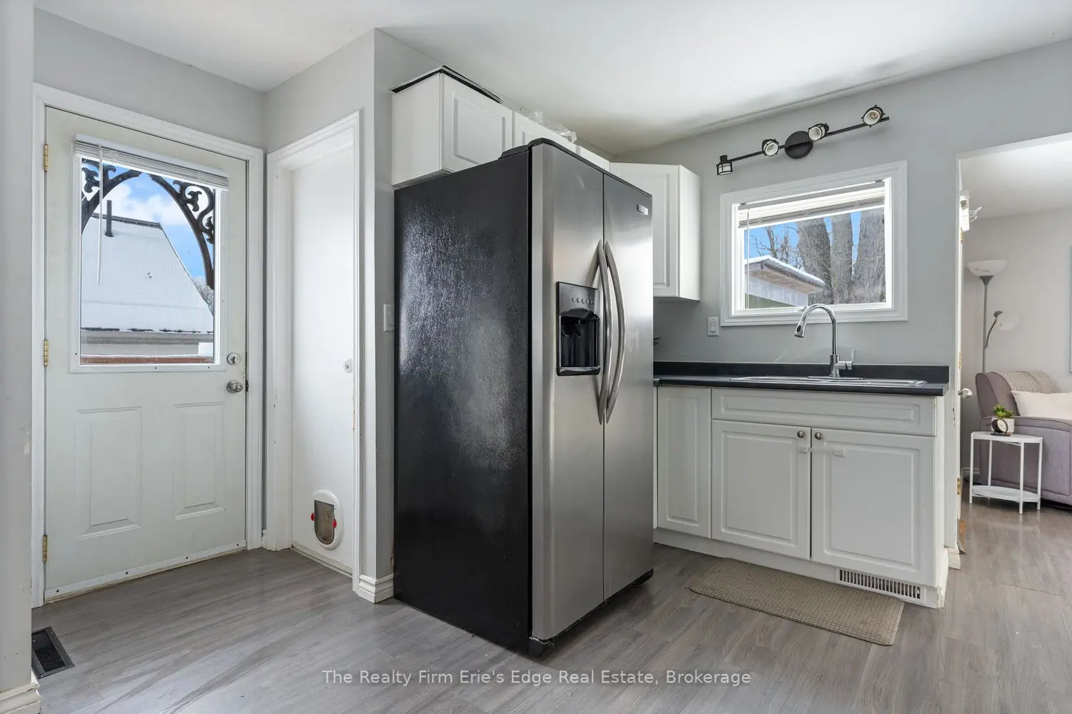 Additional image 6 of 166 Queen Street