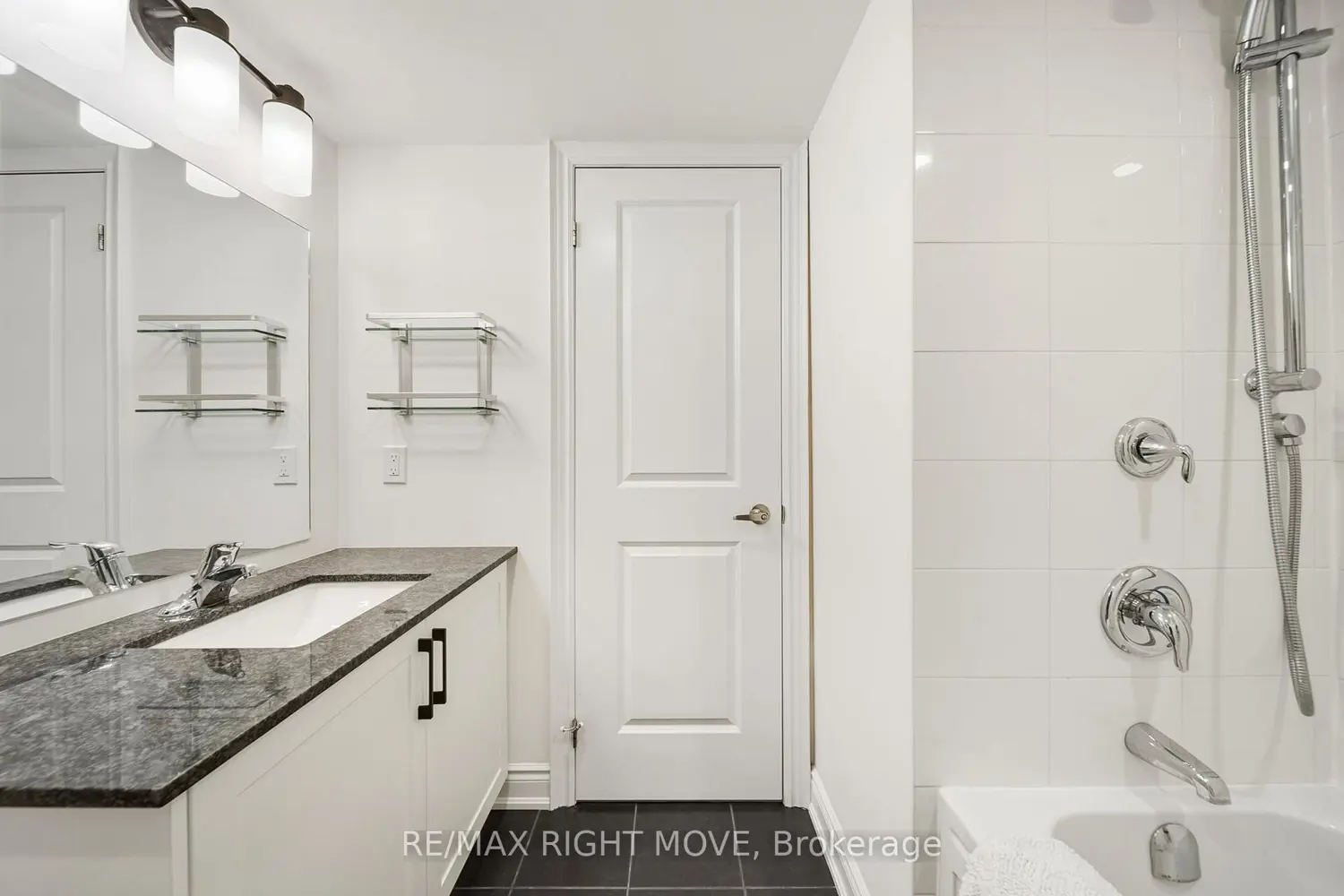 Additional image 12 of 41 Pumpkin Corner Crescent Unit 2