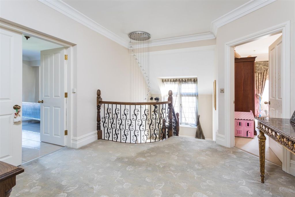 Additional image 14 of 5 bed detached house for saleTheobald Road, Bowdon WA14