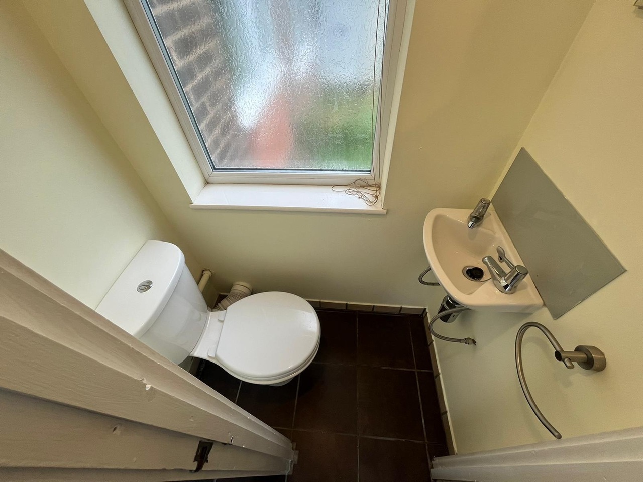 Additional image 3 of Room in a Shared House, Leasow Drive, B15, N1 7GU