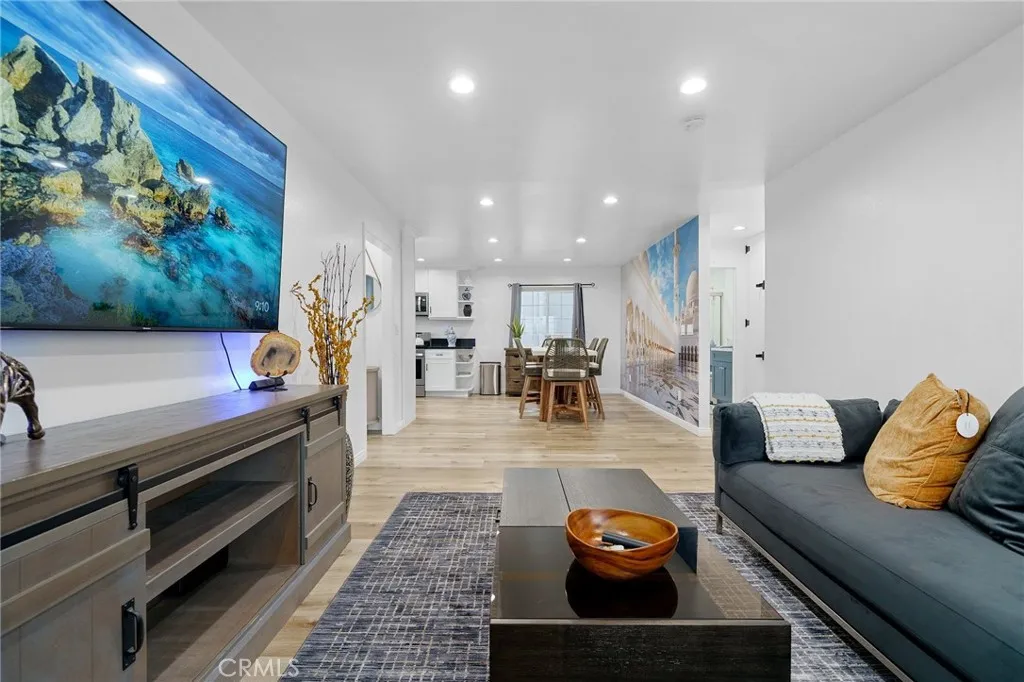 Additional image 49 of 329 E Lanzit Ave, Los Angeles, CA 90061