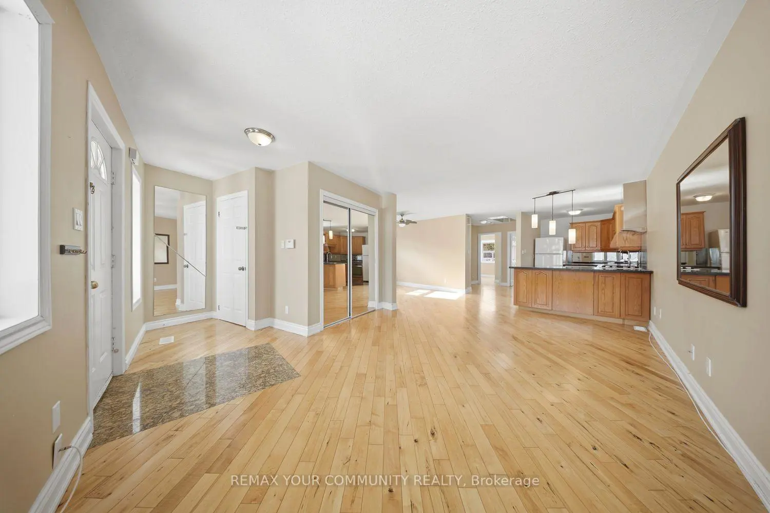 Additional image 3 of 1500 Paddington Court