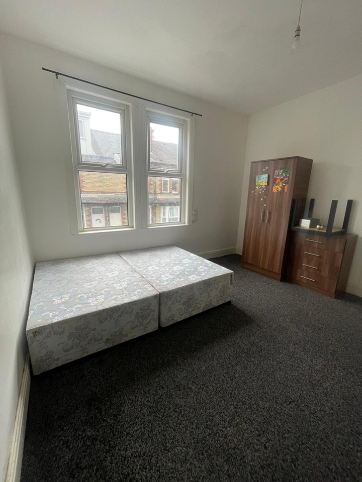 Room in a Shared House, Royal Park Avenue, LS6, N1 7GU