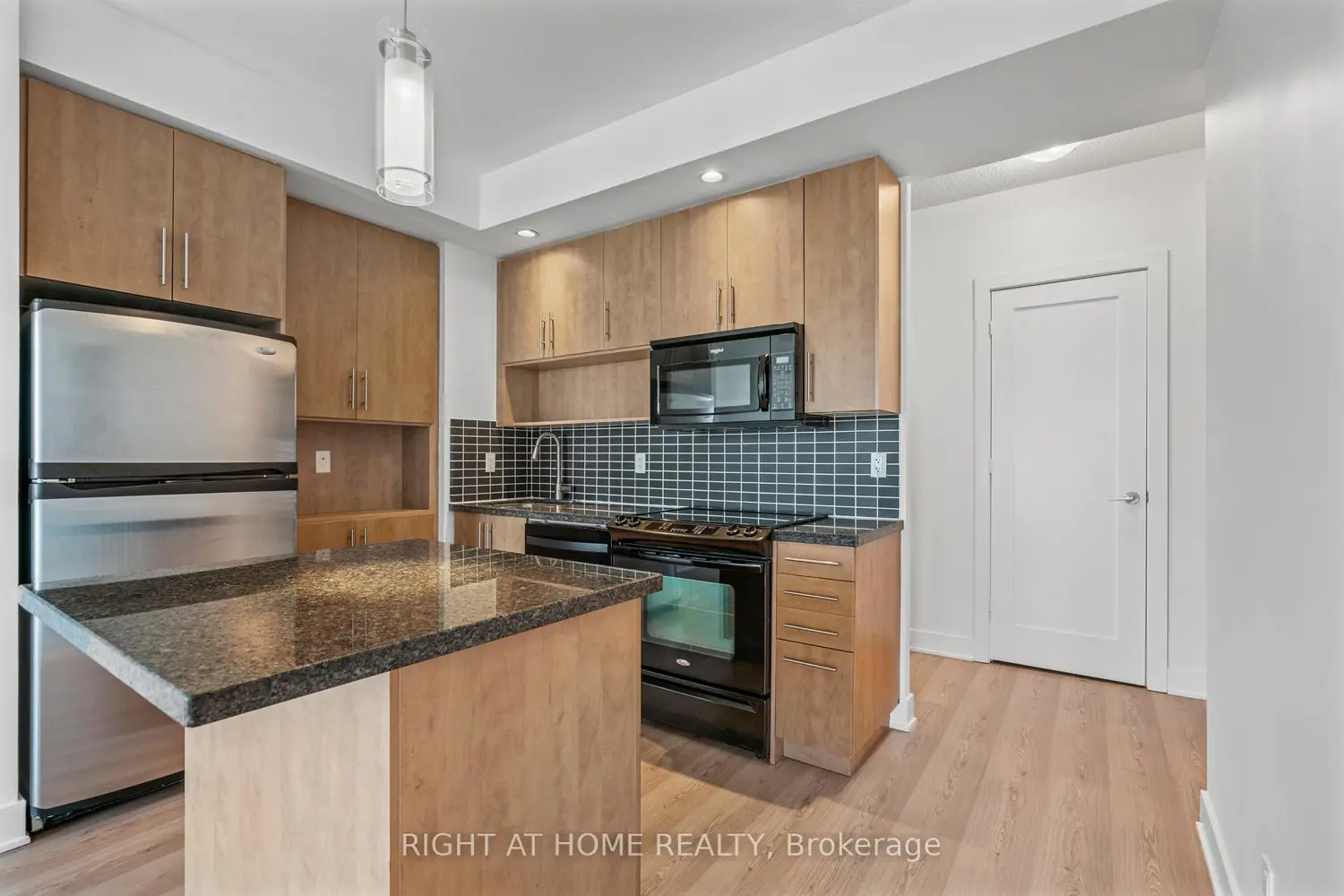 Additional image 6 of 120 Homewood Avenue 3302