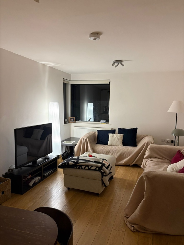 Additional image 5 of 2 Bed Flat, Garfield Mews, SW11, N1 7GU