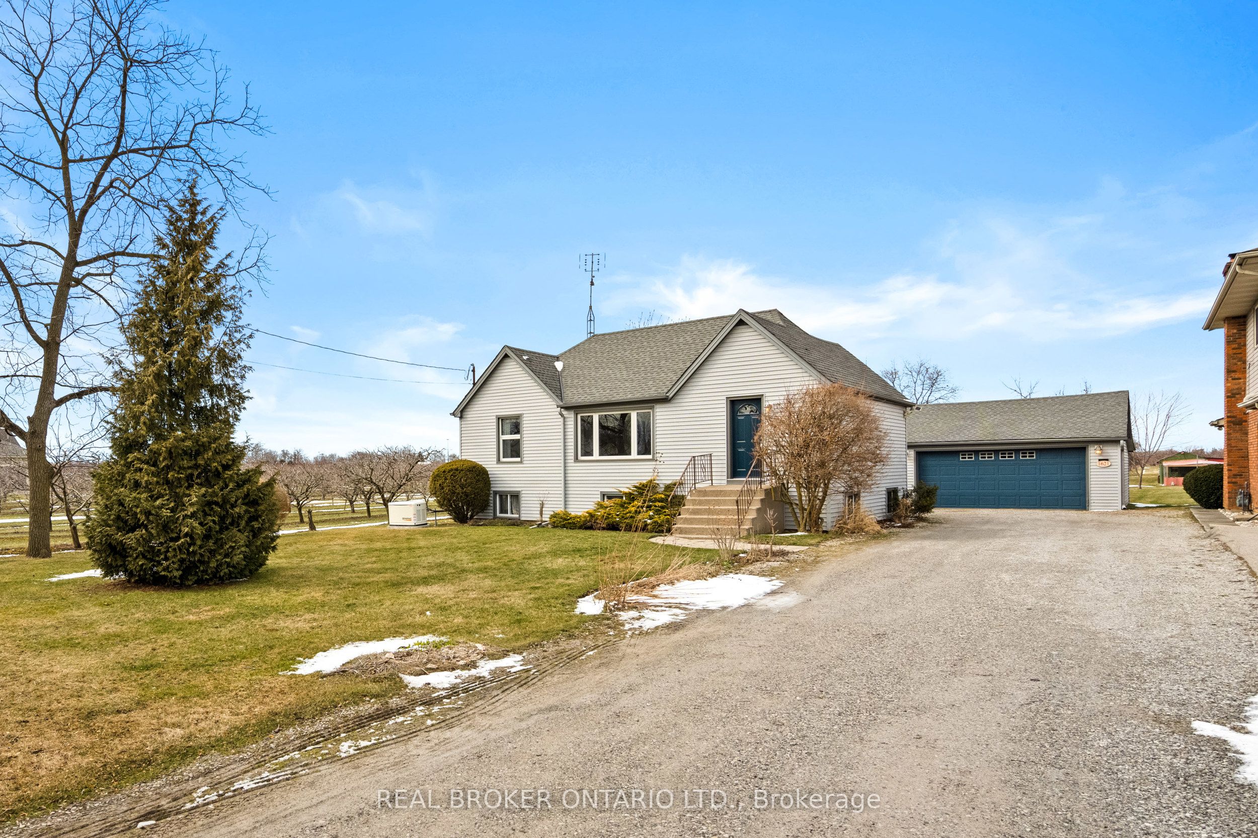 1621 Second Avenue, St. Catharines, ON, L2R 6P9