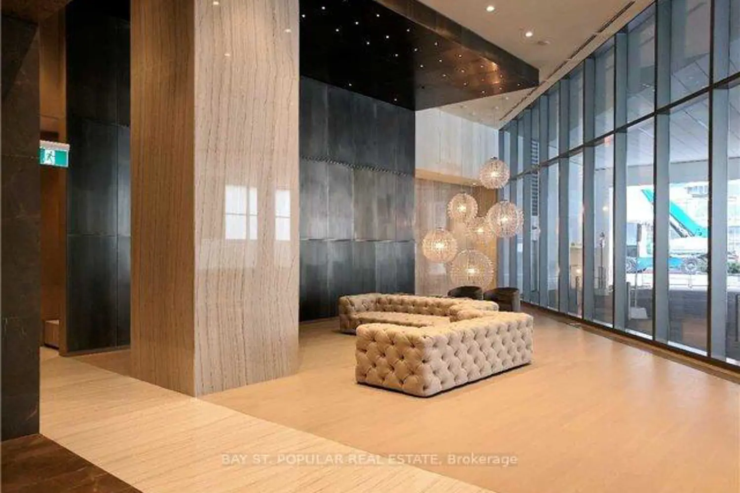 Additional image 3 of 100 Harbour Street 2105